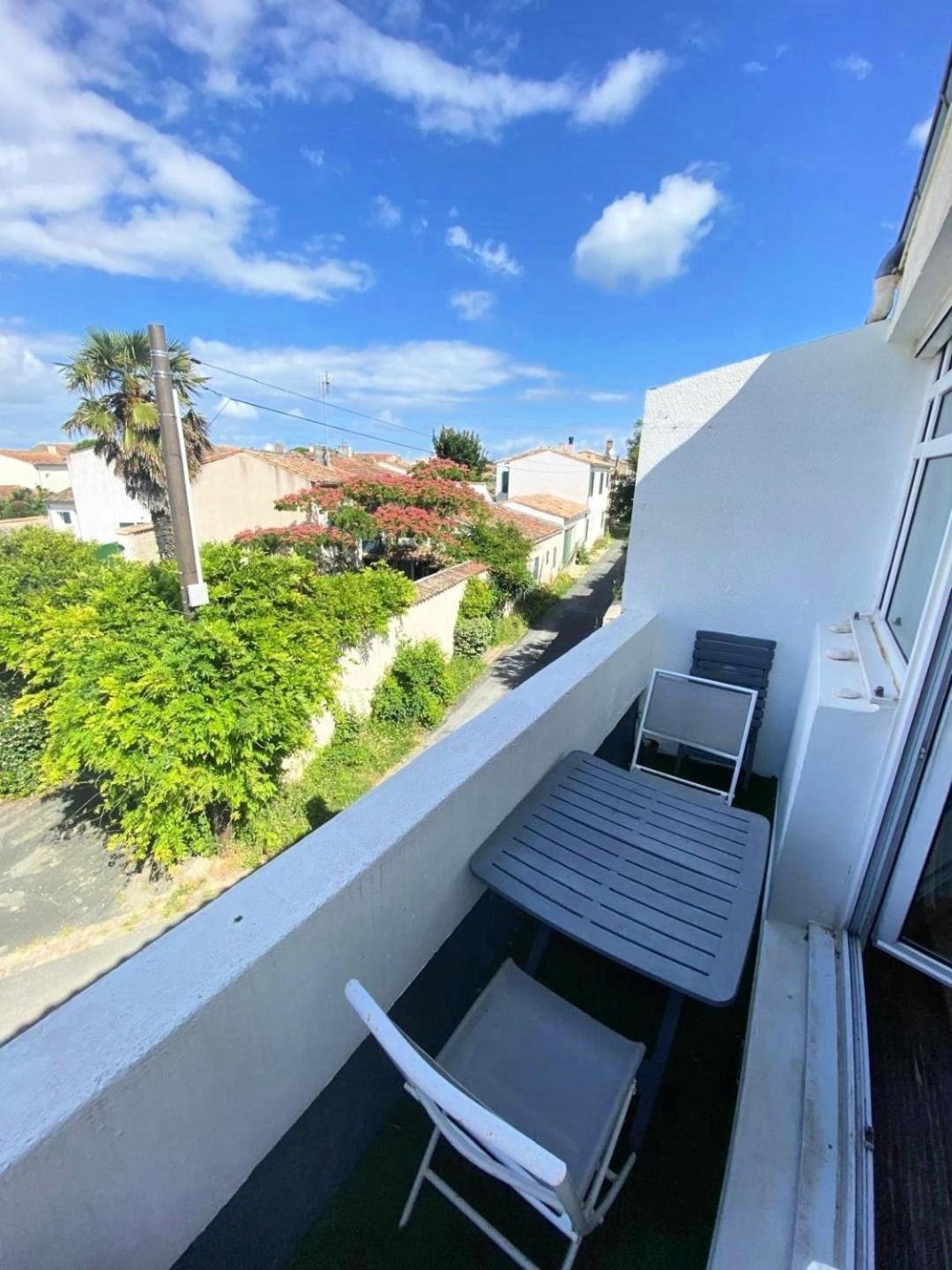 Appartement 91 Palais Des Gouverneurs Saint-Martin-de-Ré Exterior photo